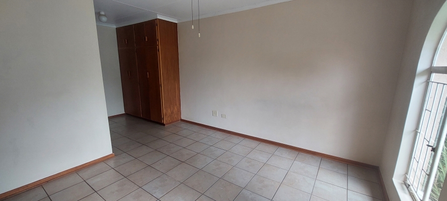 3 Bedroom Property for Sale in Pentagon Park Free State
